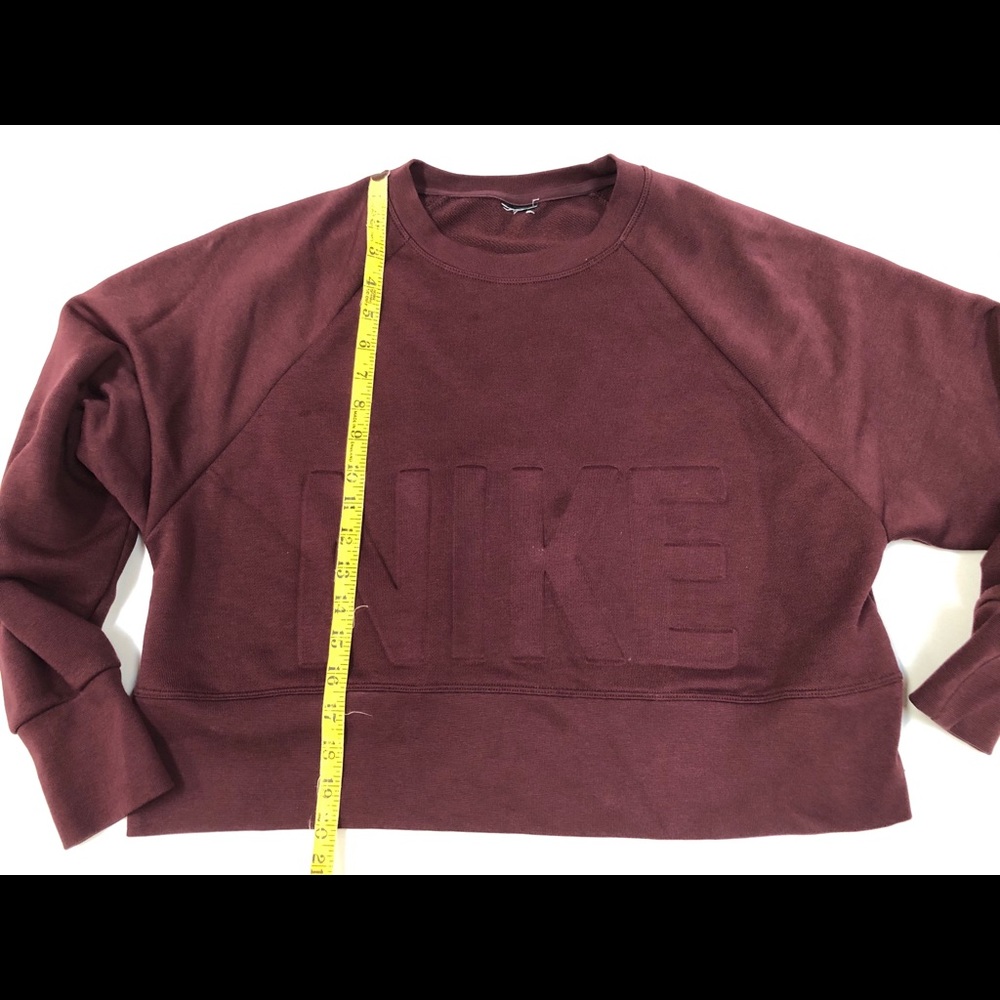 Nike cropped long sleeve sweatshirt. Size Small. Oversized fit